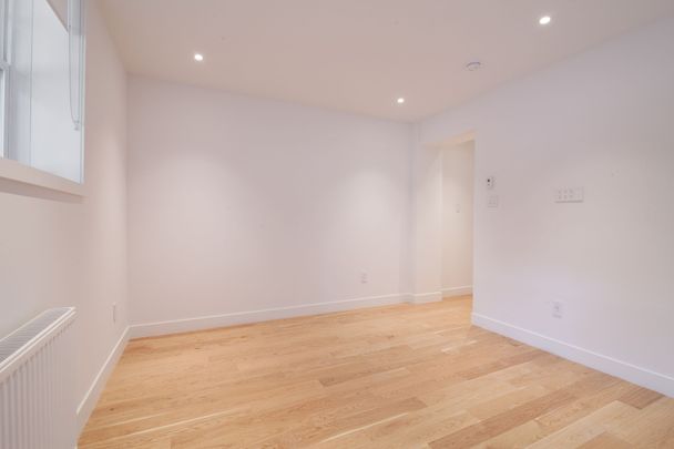 4715 Queen Mary Road - Photo 1