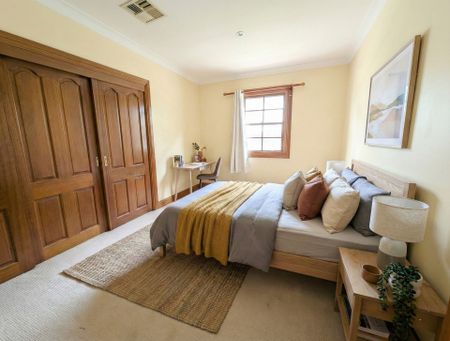 Versatile Family Haven with Multigenerational Appeal in a Premier Pocket - Photo 4