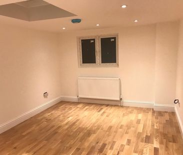 Room in a Shared House, Friern Road, SE22 - Photo 6
