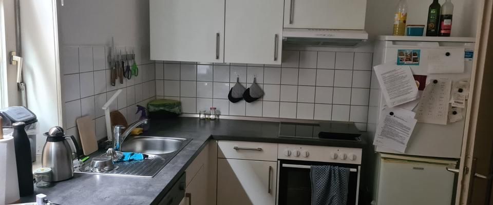 **Celle - Charmante 4-Zimmer Altbauwohnung in der Celler Altstadt mit EBK** - Photo 1