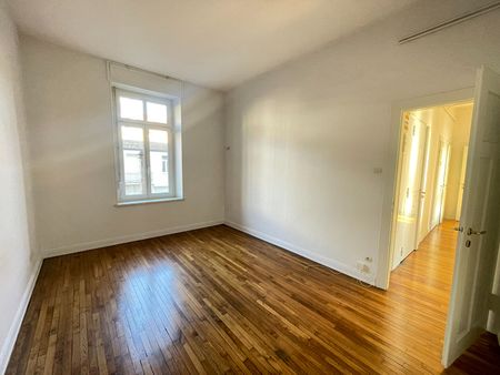 Location Appartement 4 pièces 82m² - Photo 5