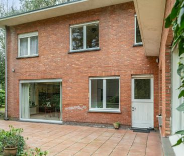 Te renoveren woning met 5 slaapkamers op ca. 2.019 m²! - Photo 6