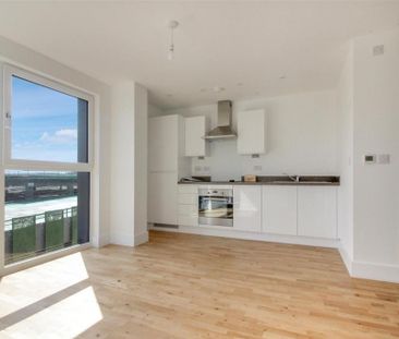 Studio to rent - Photo 6