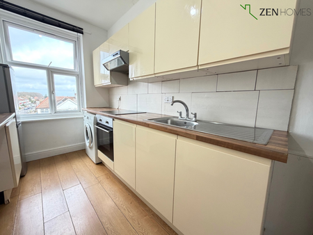 1 bedroom flat to rent - Photo 3