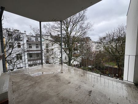 2-Zimmer Altbau mit Balkon zum Verlieben: Renoviert in Pempelfort! - Photo 5