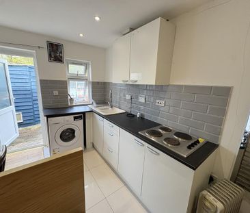 1 bedroom bungalow to rent - Photo 3