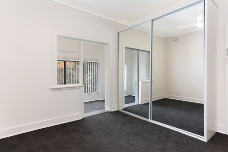 2/117 Curlewis Street, Bondi Beach - Photo 5