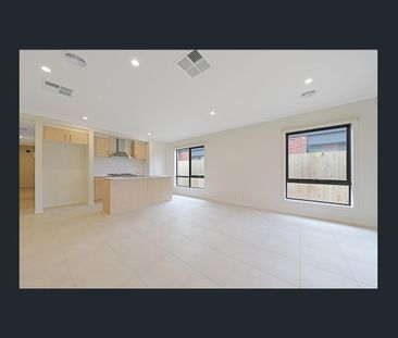 Spacious Family Home for Rent in Wallan - Photo 5