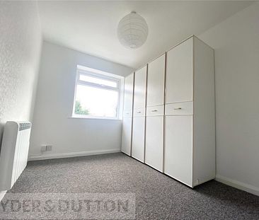 Baguley Crescent, Rhodes, Middleton, Manchester, M24 - Photo 5