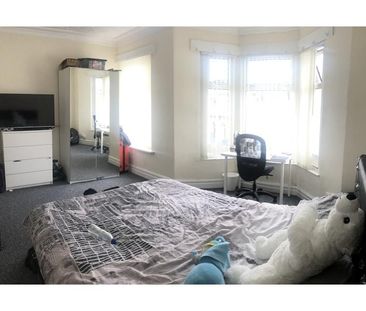 5 bedroom terraced house to rent - Photo 3