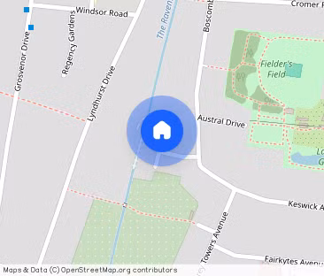 Grey Towers Gardens, Hornchurch, Essex - Photo 1