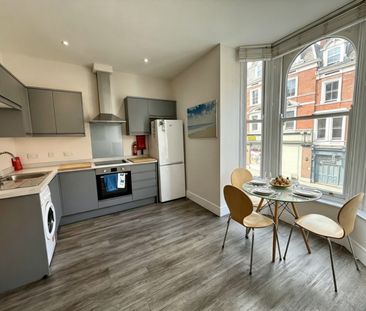 3 bed Apartment for Rent - Photo 6
