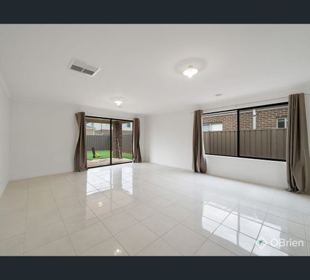 3 Ruby Road, Cobblebank, Vic 3338 - Photo 4