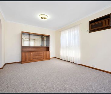 SIX MONTH ORIGINAL LEASE - WITH POSSIBLE MONTHLY EXTENTIONS ON WARDS. - Photo 4