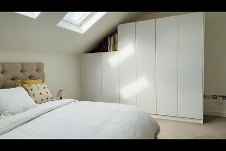 2 Bed Flat, London, W4 - Photo 3