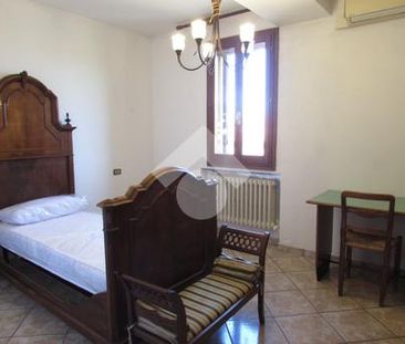 Monolocale in affitto - Photo 2