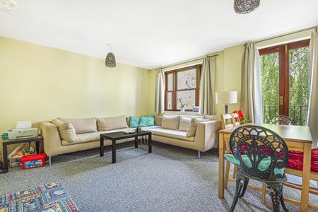 2 bedroom townhouse to rent - Photo 2