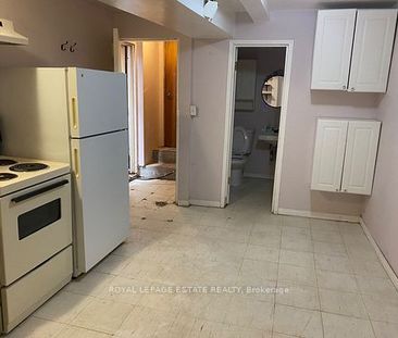 For Lease - 114 Baldwin Street Unit# Bsmt, Toronto, Ontario - Photo 1