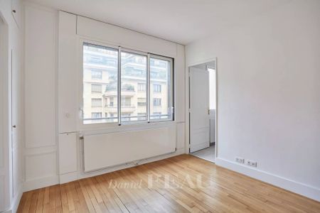 Location appartement, Paris 16ème (75016), 3 pièces, 125 m², ref 84238197 - Photo 4