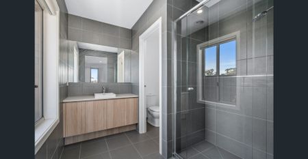 Luxury Family Living in Glanmire Estate – 9 Gorman Drive, Yarrawonga - Photo 4