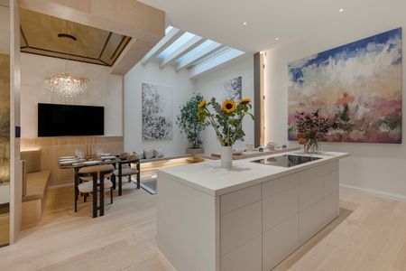 Lavish five-bedroom family home in Belgravia - Photo 5
