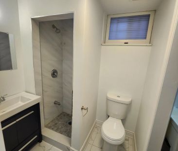 759 Bloor Street N #Basement - Photo 5