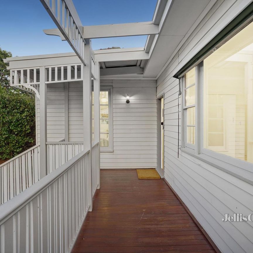 6 Caroline Street, Ringwood - Photo 1