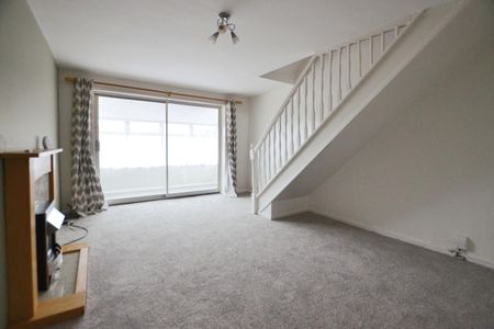 2 bedroom House To Let - Photo 4