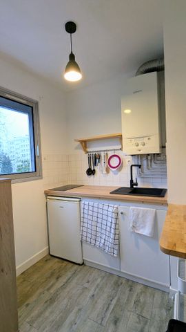 T1 BIS MEUBLE 29.09M² - BOULEVARD JULES VERNE - NANTES - PARKING - Photo 4