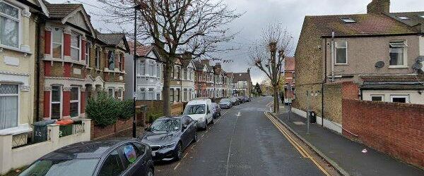 Room in a Shared House, Wanlip Road, E13 - Photo 1