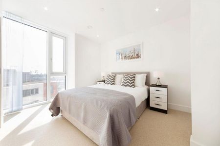 2 bedroom flat to rent - Photo 2