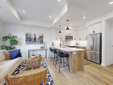 For Lease - 49 Charles Street Unit# 205, Newmarket, Ontario - Photo 2