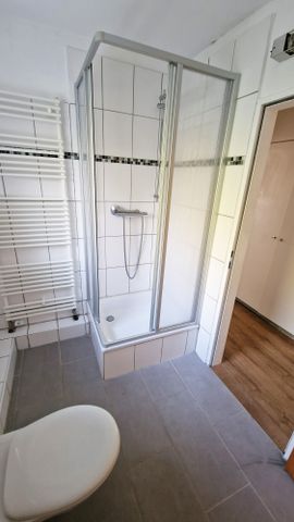 Nähe Waldsee & TU: Helle & gut geschnittene 4-Zimmer-Wohnung mit 2 Balkonen - Photo 3