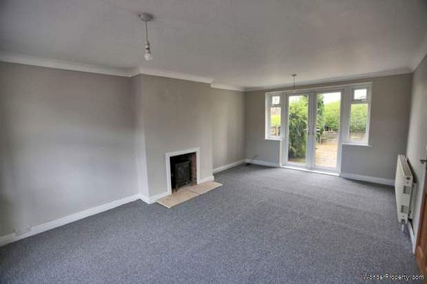 3 bedroom property to rent in Macclesfield - Photo 1