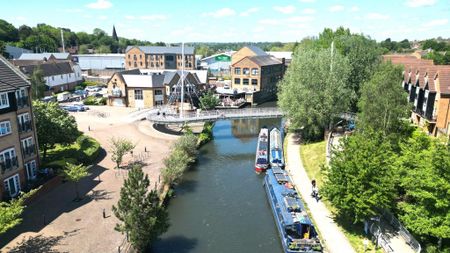 2 bedroom ground floor flat to rent - Photo 4