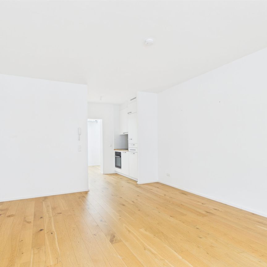 Zentral. Kompakt. Modern. | Mitten in Linz – mitten im Geschehen | 38m² Kompaktwohnung im 3. OG mit Lift | 2m² Loggia - Photo 1