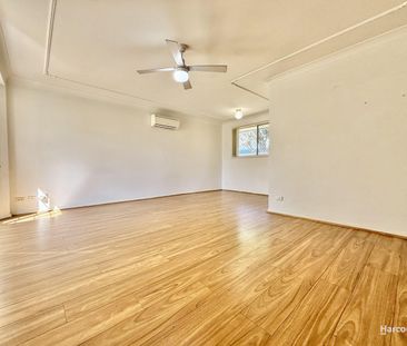 Generous Living Spaces with Excellent Indoor-Outdoor Flow... - Photo 1