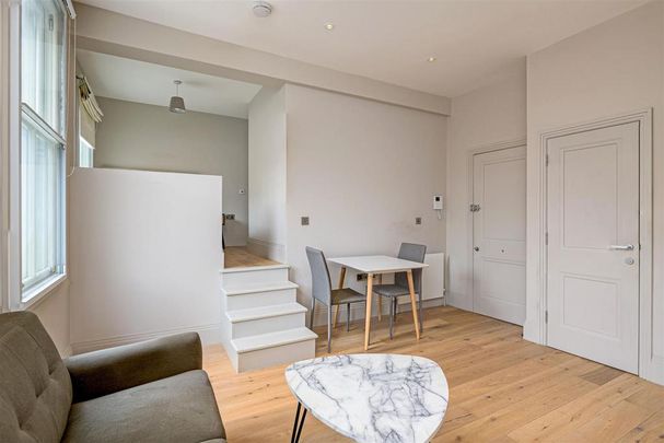 Studio to rent - Photo 1