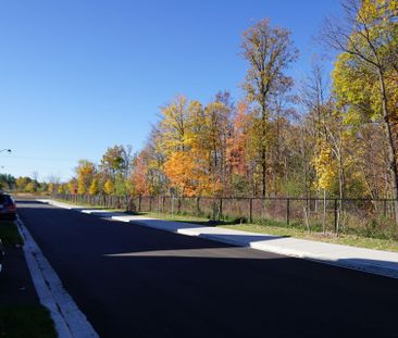 For Lease - 4078 Kadic Terrace, Mississauga, Ontario - Photo 2