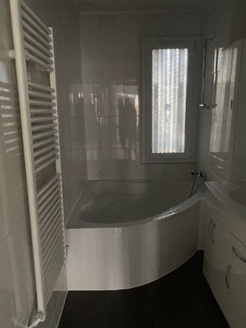 Location Appartement 3 pièces 48m² CLICHY SOUS BOIS 93390 - Photo 5