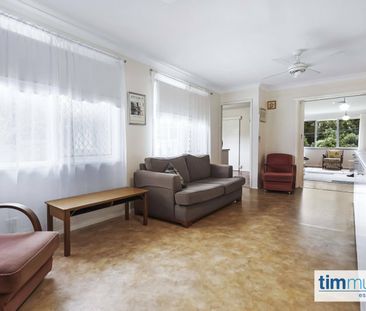 2 Forrest Rd, East Hills NSW 2213 - House For Rent | Domain - Photo 4