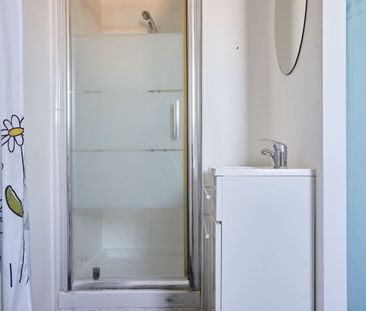 Croix G Roommate 5 Bedrooms at Roubaix - Photo 6