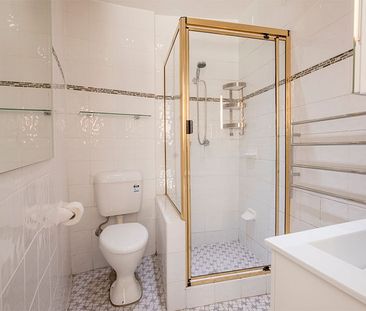 Charm and Character filled 2 Bedroom Home! - Photo 1