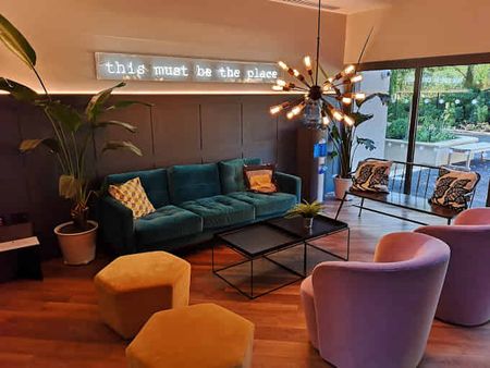 Gainsborough Studio - Photo 4