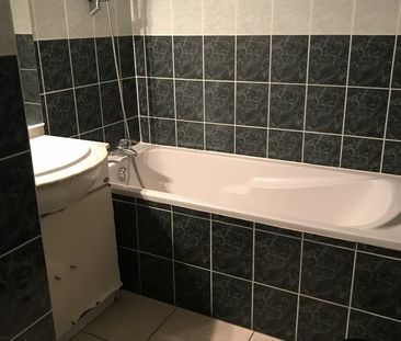 Location Appartement 2 pièces 41m² ST DENIS 97400 - Photo 6