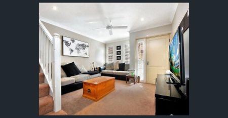 Sun Filled Home - Photo 5