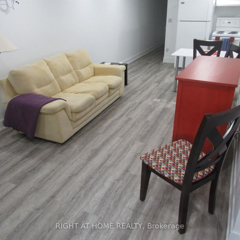 For Lease - 272 Roxton Road Unit# Lower, Toronto, Ontario - Photo 1