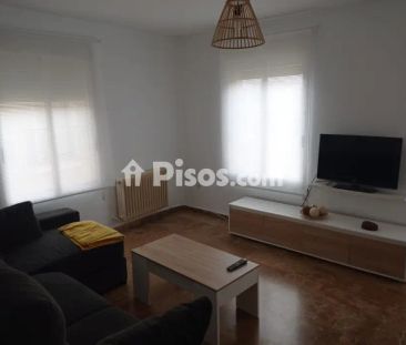 Piso en alquiler en Baza - Photo 1