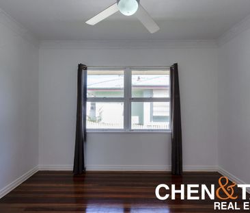 372 Musgrave Road, Coopers Plains, Qld 4108 - Photo 2