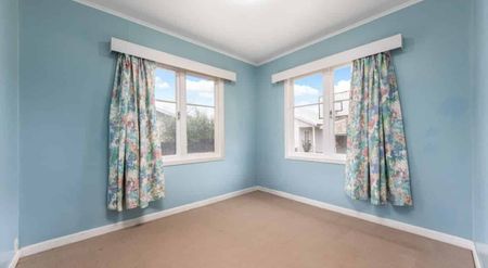 1137 New North Road, Mount Albert - Photo 4